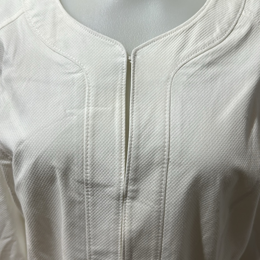 CHICOS white jacket - Picture 2 of 8